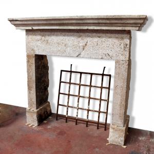 Antique stone fireplace, 132x115 cm h. Late 1800s.